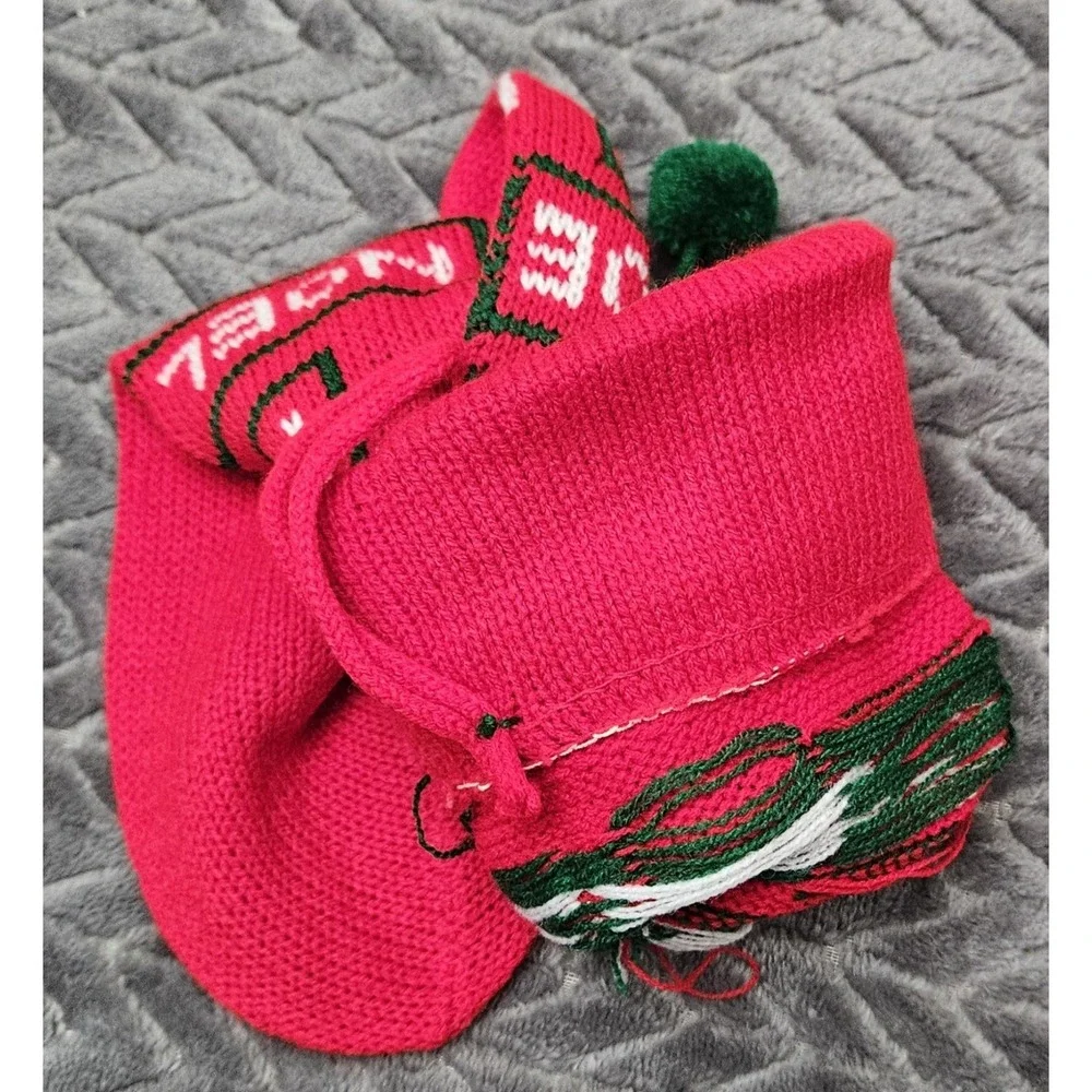 Vintage‎ 4 Knit Pom Pom Christmas Stockings Lot NOEL 3 Red 1 Green Bundle